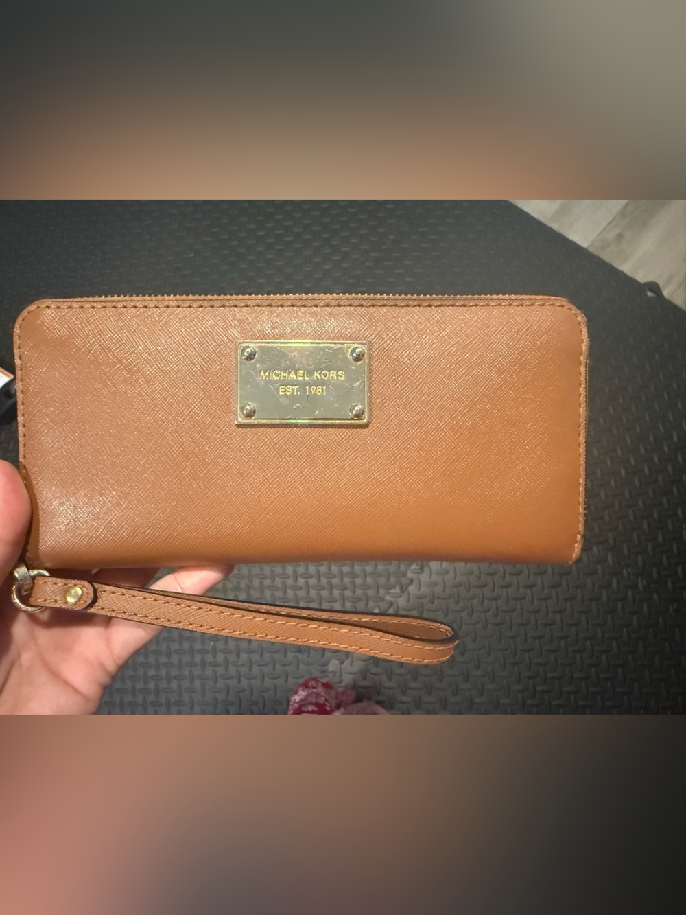 MICHAEL Michael Kors Tan Zip-Around Wristlet Wallet